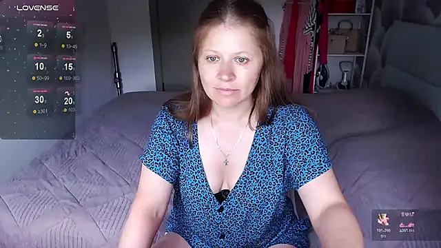 Snapshot of Aleksasamuii chatting on June 27, 2026, 5:56 am Aleksasamuii online show from June 27, 2026, 5:56 am