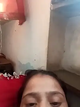 khushi rawat online show from March 12, 2026, 9:48 am