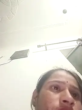 khushi rawat online show from March 15, 2026, 3:40 pm