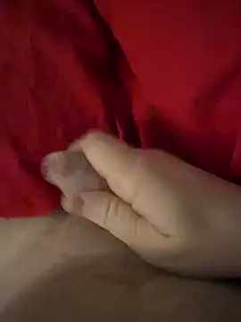 petitsexe52 online show from March 15, 2026, 8:15 pm