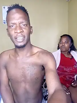 Snapshot of YOURSHORTGIRL chatting on April 7, 2026, 5:52 am YOURSHORTGIRL online show from April 7, 2026, 5:52 am