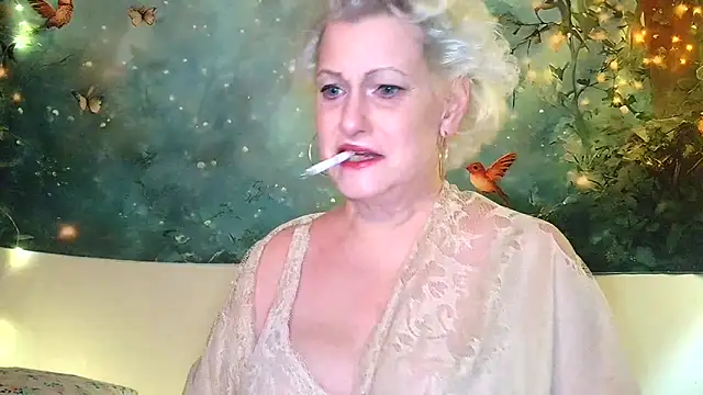 Snapshot of Blondie_the_librarian chatting on March 6, 2026, 1:02 am Blondie the librarian online show from March 6, 2026, 1:02 am