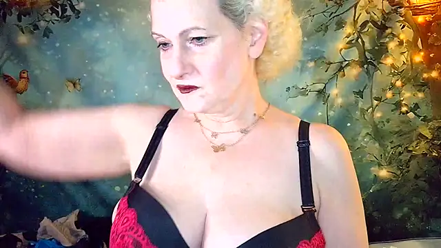 Snapshot of Blondie_the_librarian chatting on June 20, 2026, 5:38 pm Blondie the librarian online show from June 20, 2026, 5:38 pm