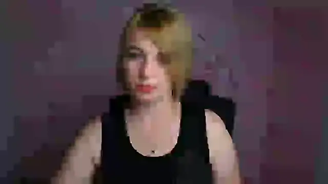 Snapshot of CuttieEmma chatting on June 29, 2026, 5:25 am CuttieEmma online show from June 29, 2026, 5:25 am