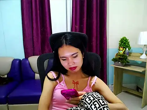 devine goddess online show from May 5, 2026, 11:29 am