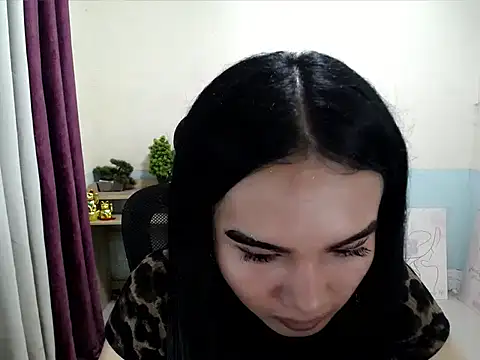 Snapshot of devine_goddess chatting on June 19, 2026, 12:48 am devine goddess online show from June 19, 2026, 12:48 am