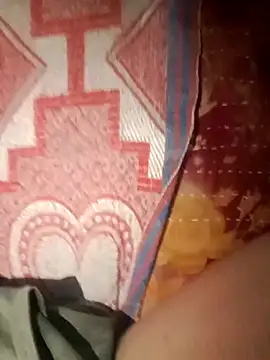 Cute-newpari online show from February 25, 2026, 6:50 pm