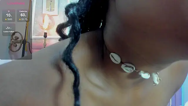 Luna cocoa online show from February 3, 2026, 12:43 pm