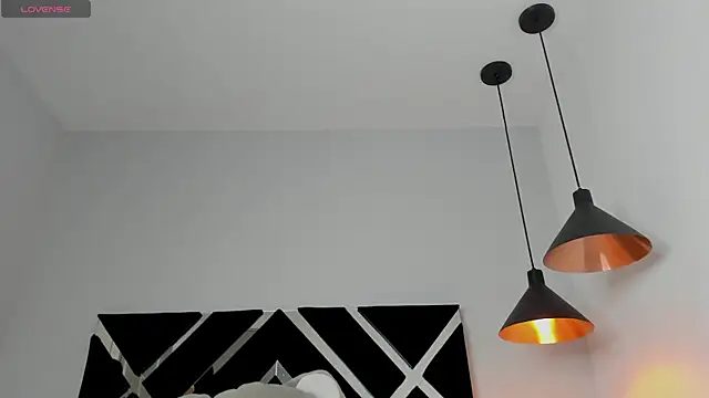 Snapshot of Lara_pons chatting on July 28, 2026, 4:39 pm Lara pons online show from July 28, 2026, 4:39 pm