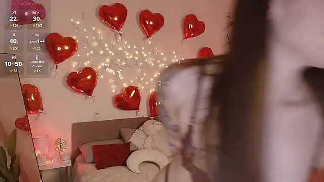 Courtney C online show from February 7, 2026, 5:11 am