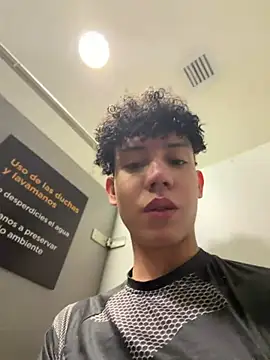 Snapshot of yoursexyjose chatting on July 10, 2026, 10:01 pm yoursexyjose online show from July 10, 2026, 10:01 pm