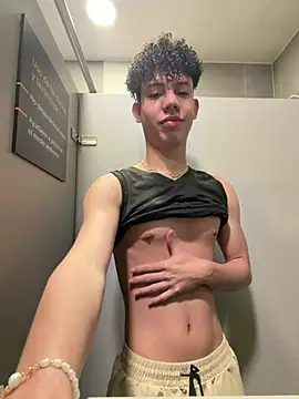 Snapshot of yoursexyjose chatting on July 22, 2026, 7:05 pm yoursexyjose online show from July 22, 2026, 7:05 pm