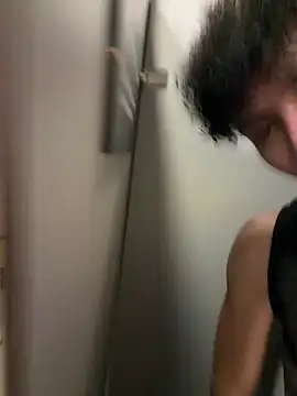 Snapshot of yoursexyjose chatting on July 25, 2026, 7:11 pm yoursexyjose online show from July 25, 2026, 7:11 pm