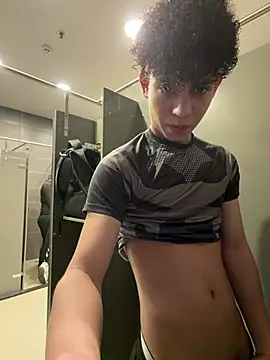 Snapshot of yoursexyjose chatting on July 31, 2026, 7:35 pm yoursexyjose online show from July 31, 2026, 7:35 pm