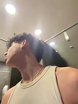 Snapshot of yoursexyjose chatting on August 1, 2026, 6:29 pm yoursexyjose online show from August 1, 2026, 6:29 pm