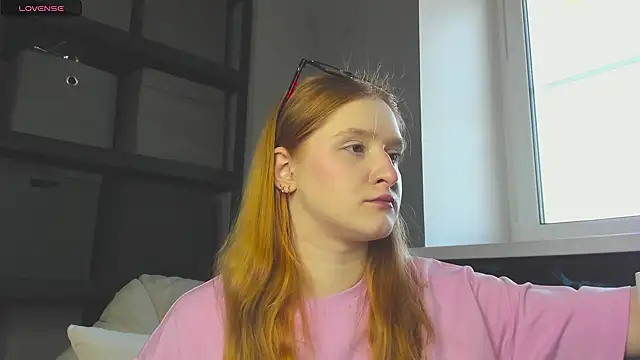 AmandaWatts online show from April 28, 2026, 5:12 am