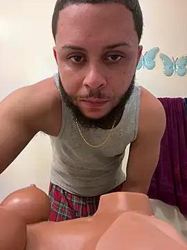 Snapshot of Tu_PaPi_Favorito chatting on July 2, 2026, 2:22 am Tu PaPi Favorito online show from July 2, 2026, 2:22 am