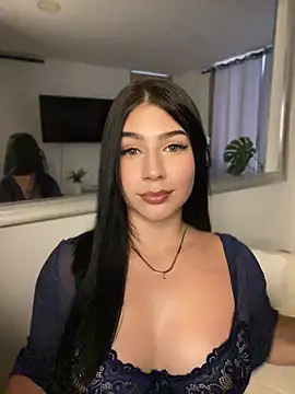  HannahFox  online show from July 16, 2026, 10:49 pm