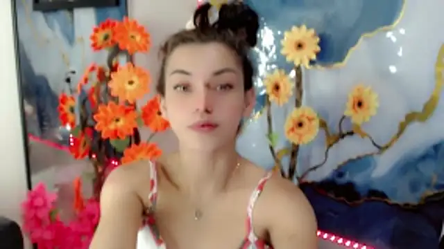 Snapshot of NathalialLooes chatting on June 12, 2026, 5:06 am NathalialLooes online show from June 12, 2026, 5:06 am