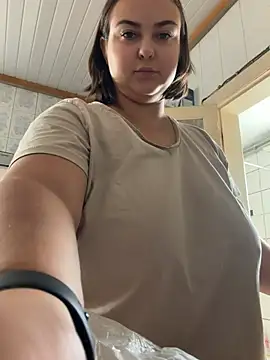 AlyaX X online show from July 19, 2026, 12:42 pm