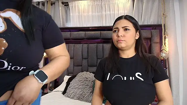 Snapshot of Karina_Mendoza chatting on May 9, 2026, 11:59 am Karina Mendoza online show from May 9, 2026, 11:59 am
