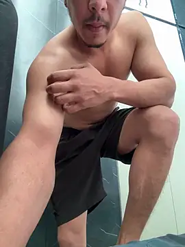 tonyxx000 online show from February 13, 2026, 7:48 am