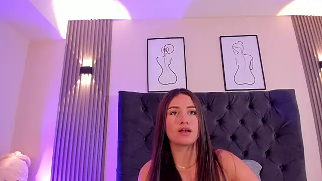 SARHA ANTONELLI online show from February 5, 2026, 12:10 pm