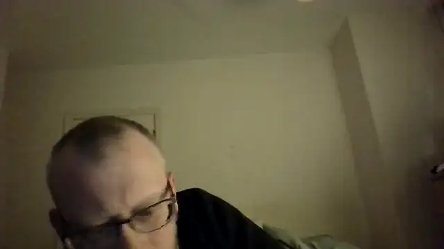 Snapshot of UnshodSixties chatting on March 26, 2026, 11:10 pm UnshodSixties online show from March 26, 2026, 11:10 pm