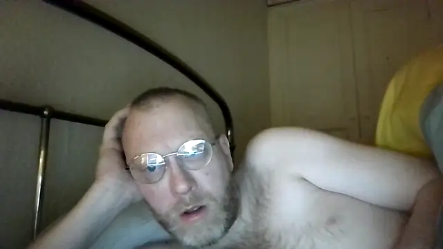 Snapshot of UnshodSixties chatting on March 28, 2026, 3:39 am UnshodSixties online show from March 28, 2026, 3:39 am