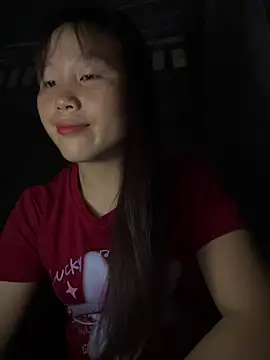 Snapshot of kekely chatting on July 5, 2026, 1:29 pm kekely online show from July 5, 2026, 1:29 pm