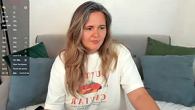 LilyBel online show from July 2, 2026, 3:23 am