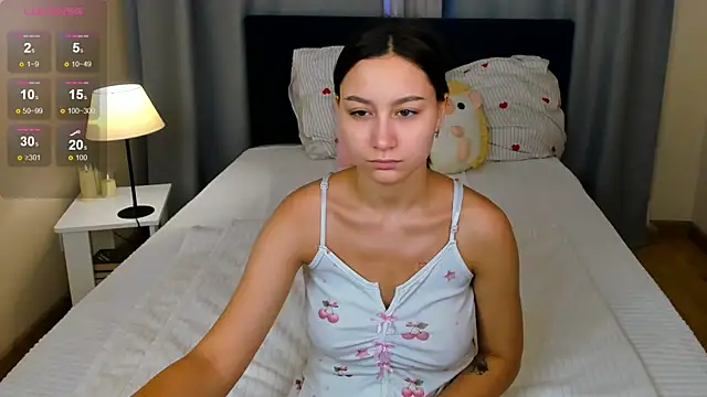 LilyBel online show from August 2, 2026, 1:04 am
