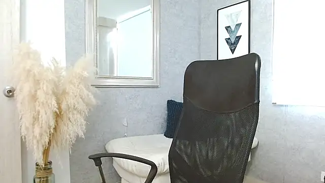 Snapshot of brooklyn- chatting on July 16, 2026, 2:56 pm brooklyn- online show from July 16, 2026, 2:56 pm