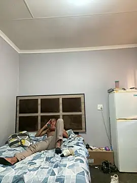 Snapshot of MfanayaSpantu09767 chatting on March 11, 2026, 3:40 pm MfanayaSpantu09767 online show from March 11, 2026, 3:40 pm