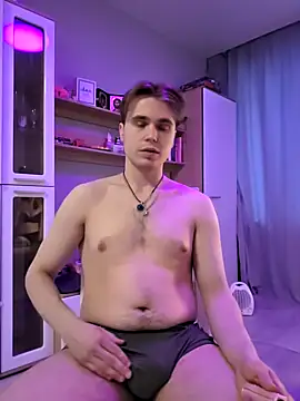 Toyi7382 online show from February 15, 2026, 12:36 pm