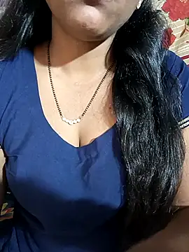 Snapshot of Parul-009 chatting on March 22, 2026, 6:39 am Parul-009 online show from March 22, 2026, 6:39 am