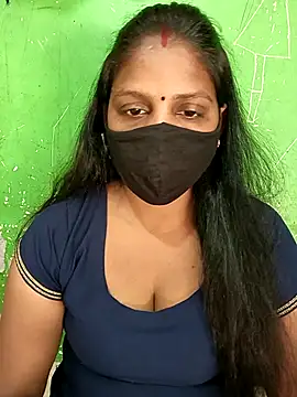 Snapshot of Parul-009 chatting on April 22, 2026, 9:01 am Parul-009 online show from April 22, 2026, 9:01 am