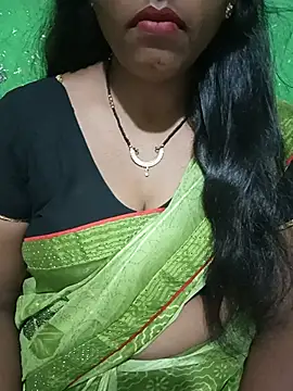 Snapshot of Parul-009 chatting on May 12, 2026, 4:04 pm Parul-009 online show from May 12, 2026, 4:04 pm