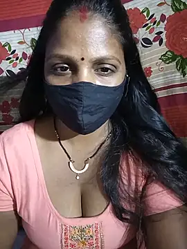 Snapshot of Parul-009 chatting on May 13, 2026, 9:55 pm Parul-009 online show from May 13, 2026, 9:55 pm