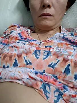 Baby-loveass69 online show from April 27, 2026, 2:37 pm