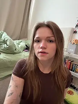 Snapshot of StreetSquirt chatting on June 1, 2026, 3:47 pm StreetSquirt online show from June 1, 2026, 3:47 pm
