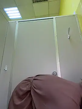 StreetSquirt online show from July 16, 2026, 4:07 am