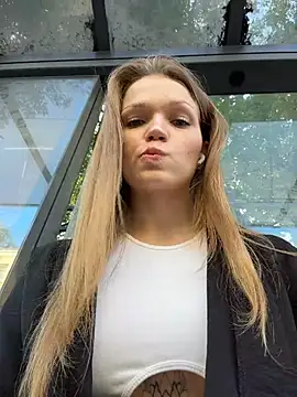 StreetSquirt online show from July 31, 2026, 4:23 am