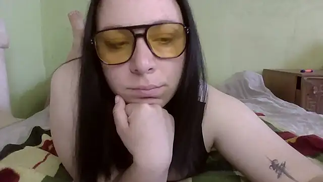 MillaSourety online show from March 24, 2026, 7:46 am