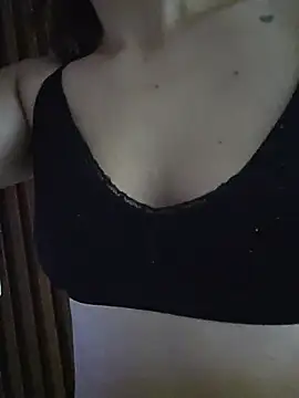 Snapshot of Kitty_San_xXx chatting on July 10, 2026, 11:24 am Kitty San xXx online show from July 10, 2026, 11:24 am
