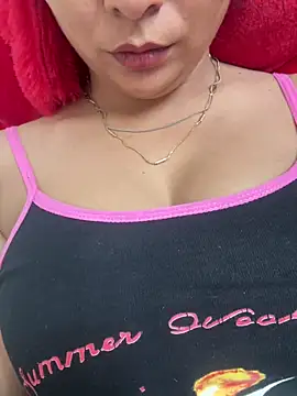 kavyababy00 online show from May 19, 2026, 9:26 am