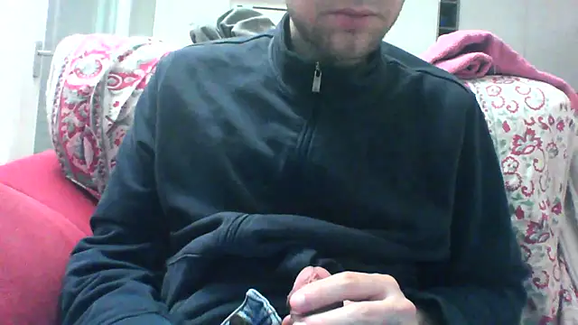 Snapshot of andre_italy chatting on March 9, 2026, 10:25 pm andre italy online show from March 9, 2026, 10:25 pm