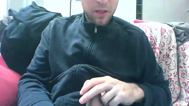 Snapshot of andre_italy chatting on March 10, 2026, 10:15 pm andre italy online show from March 10, 2026, 10:15 pm