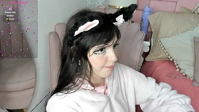 dolly kitter online show from February 26, 2026, 11:53 am