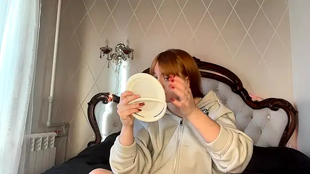 KatheyMichelfelder online show from March 10, 2026, 6:18 am